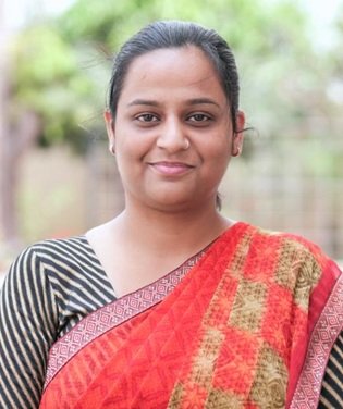 DIPANSHI  SHARMA